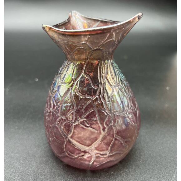 Read Studios 2000 Hand Blown Art Crinkle Glass Vase Plum Iridescent 4.25" signed - Picture 1 of 8